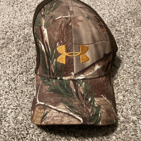 2 Under Armour men’s baseball caps, size large - Picture 6 of 9